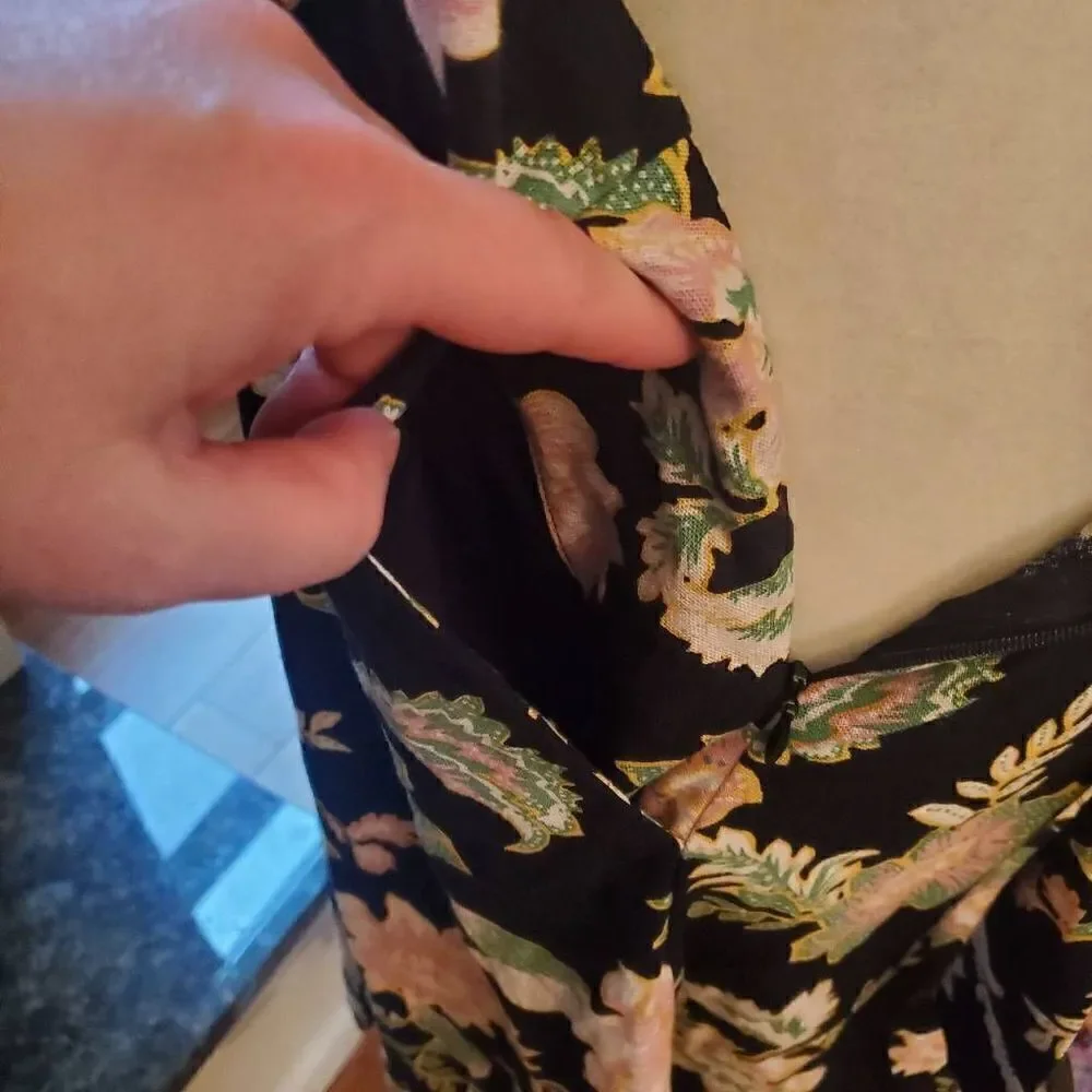 Who What Wear Black and Pink Floral Mini Dress - Picture 11 of 14